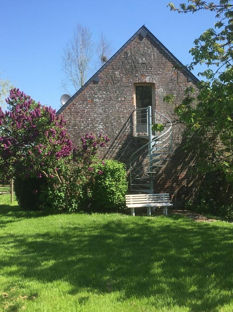L'auberge du Mont Le Breuil-en-Auge Extérieur photo