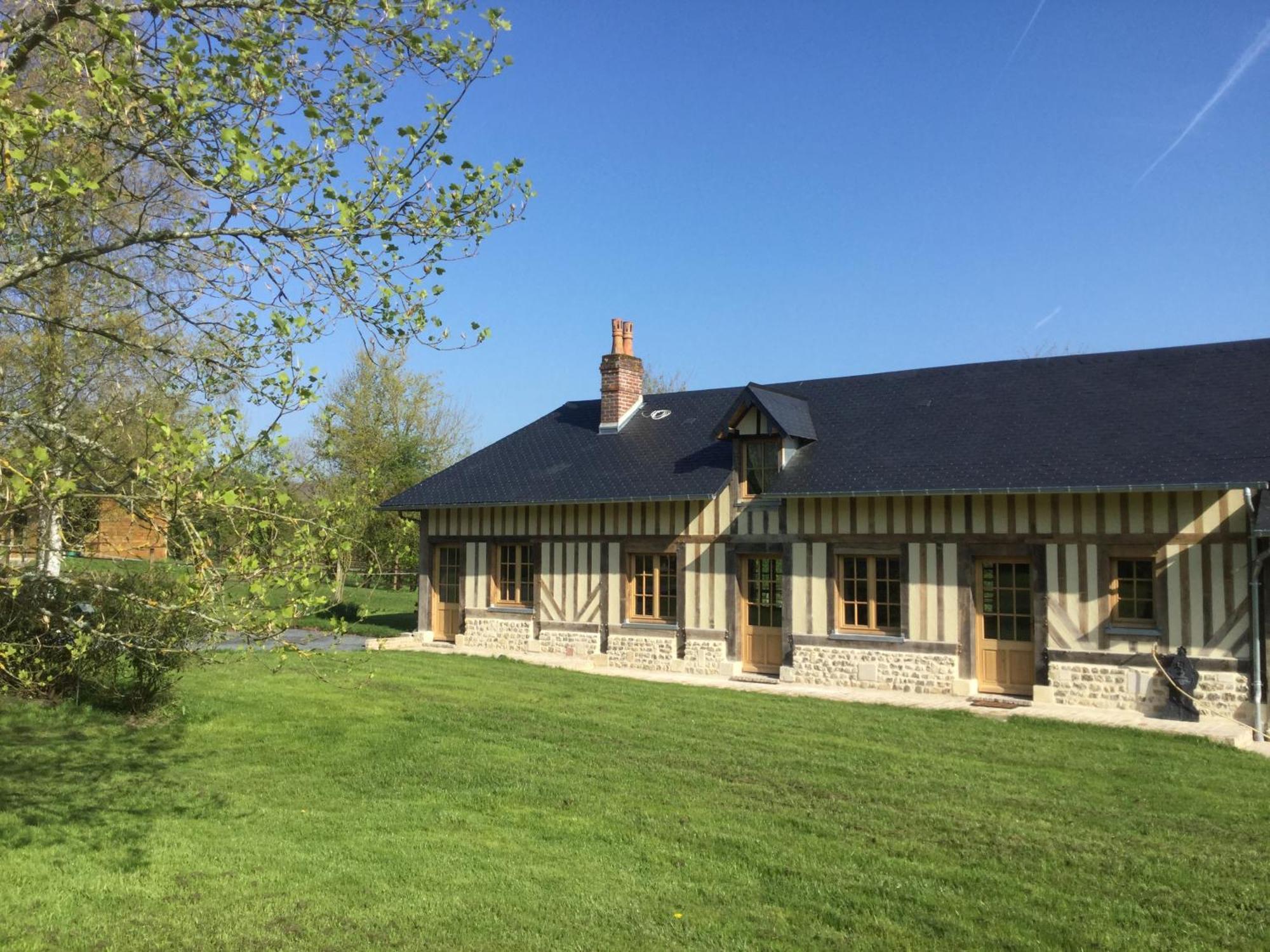 L'auberge du Mont Le Breuil-en-Auge Extérieur photo